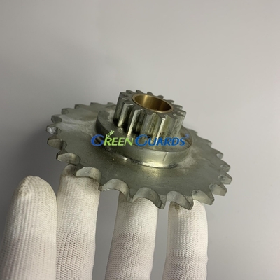 Bagian mesin pemotong rumput Drive Pinion dan soket G131832 Fits Jacobsen PGM 22 Mower