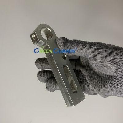 Bagian mesin pemotong rumput Bracket Roller G2000072 Fits Jacobsen Greens King And Eclipse