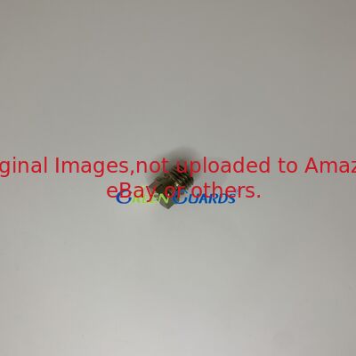 Bagian mesin pemotong rumput Plug GM138425 Fits Deere PrecisionCut Trim dan mengelilingi mesin pemotong rumput