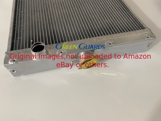 Suku Cadang Mesin Pemotong Rumput Radiator GLVA12637 Cocok untuk Mesin Pemotong Fairway Ringan Deere