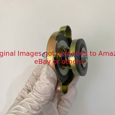Suku Cadang Mesin Pemotong Rumput Radiator GLVA12637 Cocok untuk Mesin Pemotong Fairway Ringan Deere
