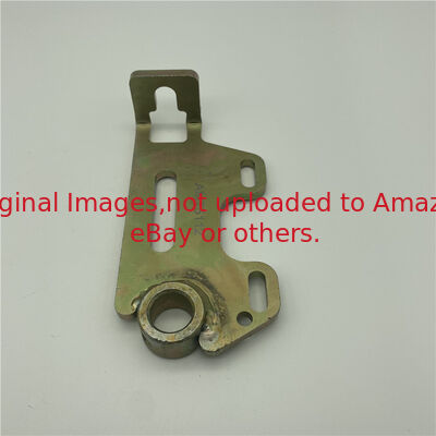 Braket - Roller RH Belakang GAMT5112 Cocok untuk Deere Greens Mesin Pemotong